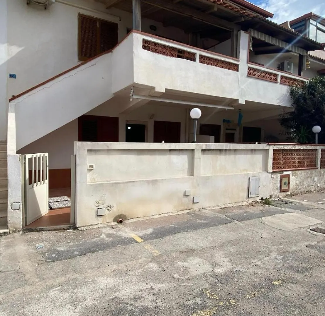 La Casa Di Celeste Rometta Marea Italia